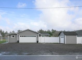 250 Canal Dr NE, Ocean Shores, WA