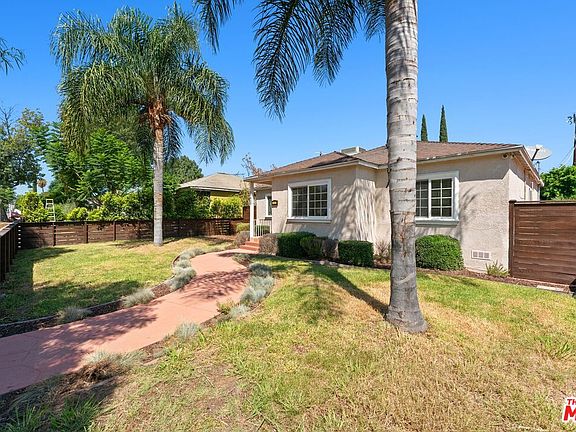 3rd image of 17827 Burbank Blvd