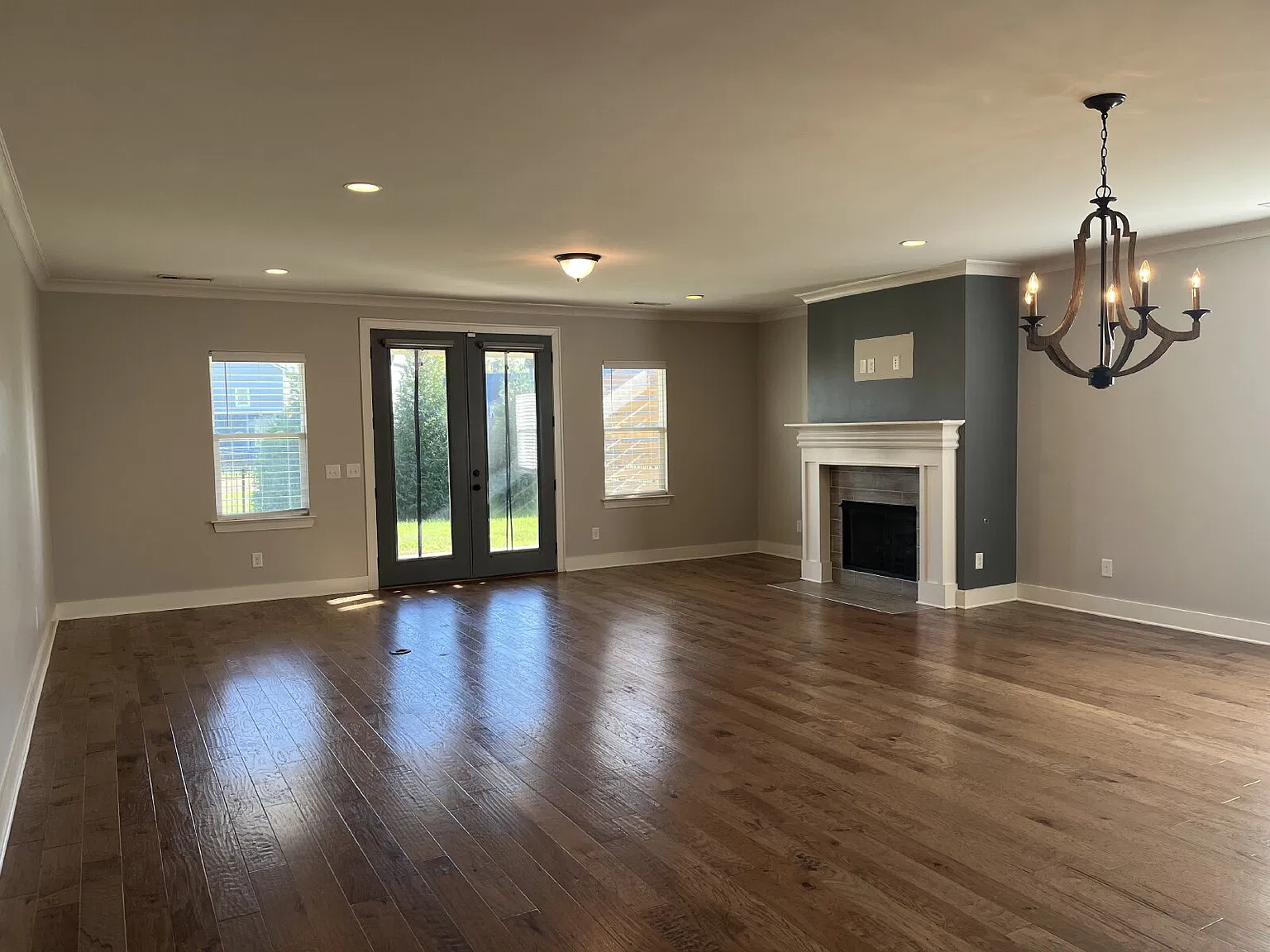 4 bed, 3.0 bath, 3112 sqft, $3,750 — Photo 4