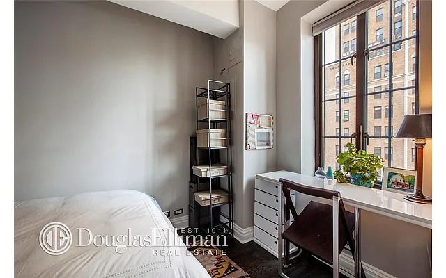 Sold by Douglas Elliman | media 28