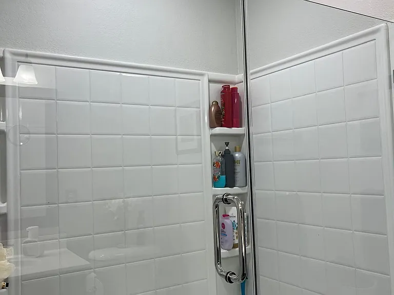 9582 Rosedale Dr — Photo 15