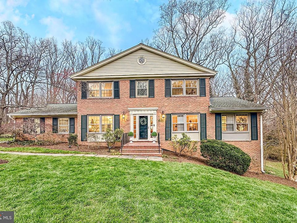 1st image of 1558 Forest Villa Ln