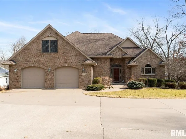 1005 32nd Ave #A, Moline, IL 61265