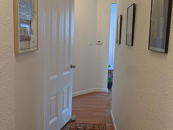 3rd image of 123 W William St Unit 1