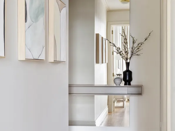 15 Central Park West image 23 of 29