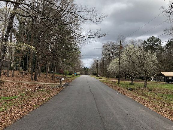 4th image of 114 Shady Oaks Dr