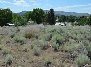 108 W Dewberry St, Omak, WA 98841