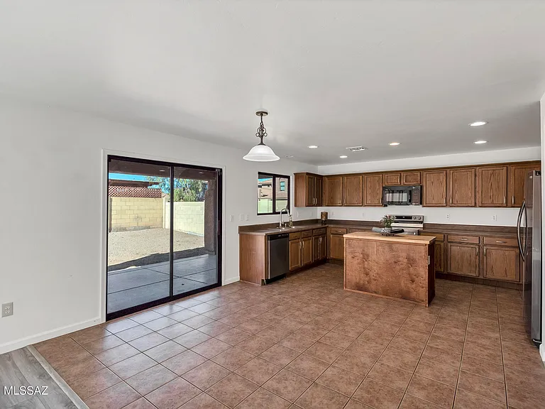 4830 S Vallecano Dr — Photo 16