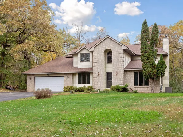 230 Plainview Dr, River Falls, WI 54022