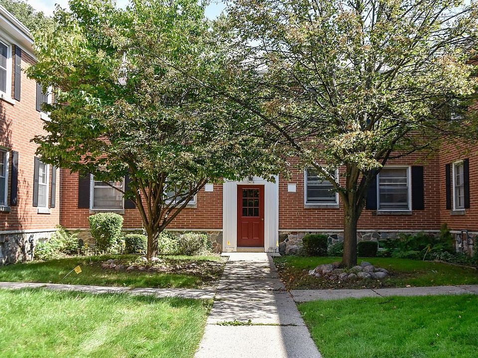 1st image of 3476 N Dousman St