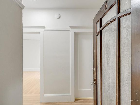 2nd image of 1556 Taylor St APT 6