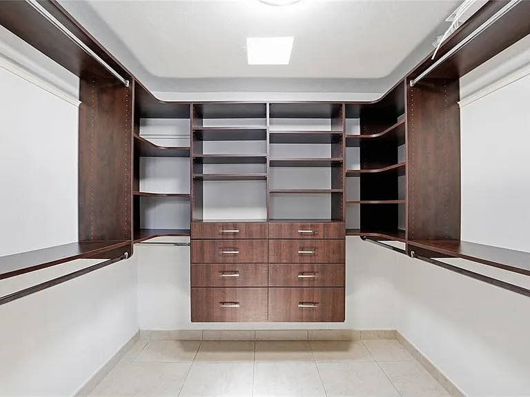 469 Sabanera — Photo 16