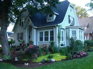 1435 Delia Ave, Akron, OH 44320