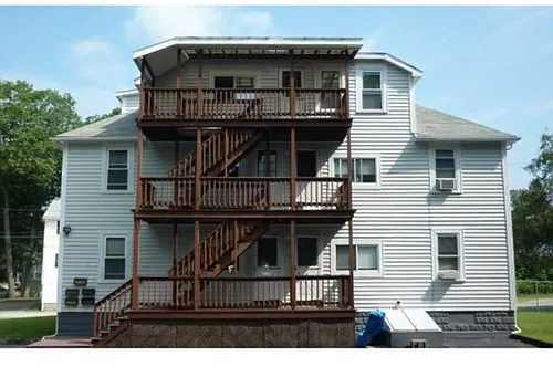 4 Valley St #1 Photo 1