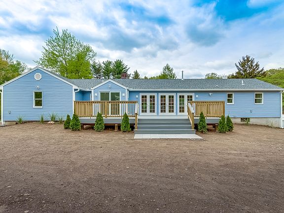 5th image of 12 Orchard Cir