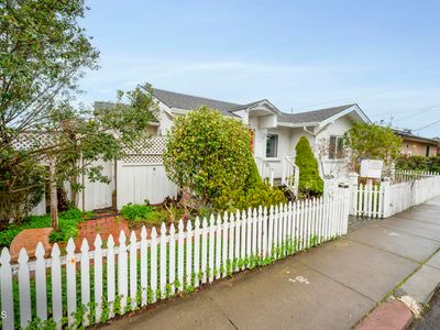 419 E Laurel St, Fort Bragg, CA, 95437