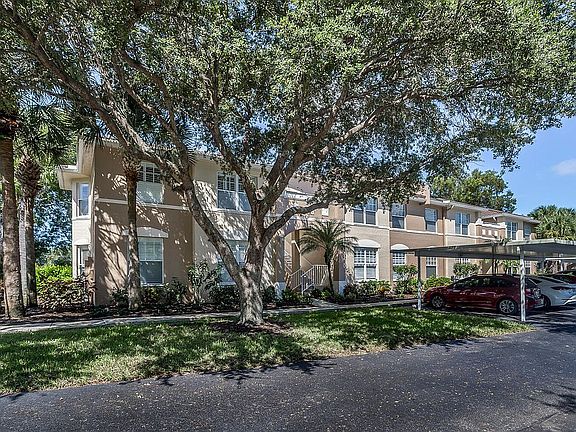 2nd image of 15040 Bridgeway Ln APT 606