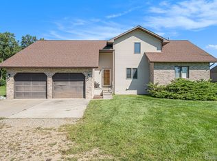 6188 Duffield Rd, Flushing, MI 48433