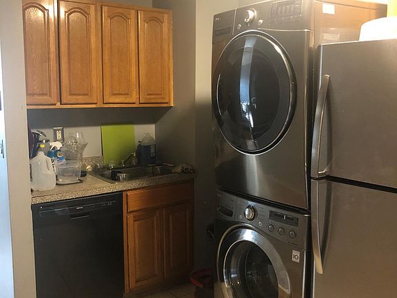 2nd image of 692 Brush Ave #2