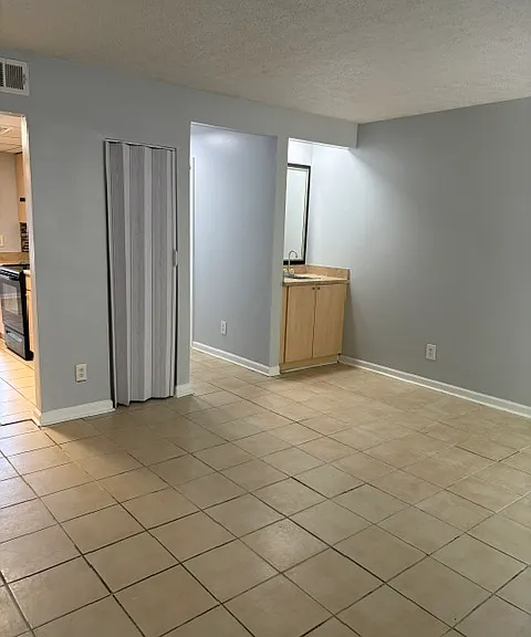 6438 Baker Ct #C — Photo 28