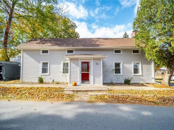 39 Howland Avenue, Beacon, NY 12508