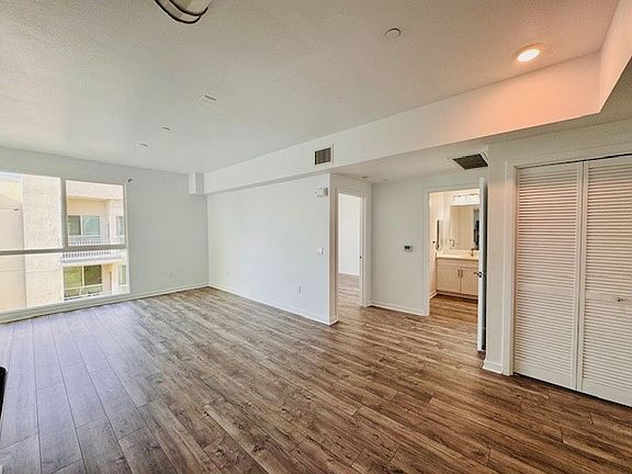 5th image of 12655 Bluff Creek Dr Unit 407