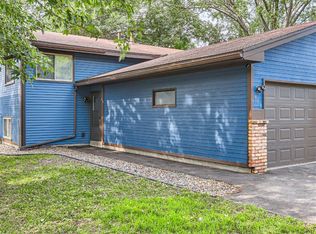 858 126th Ave NE, Blaine, MN 55434