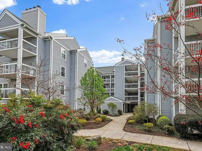 3179 Summit Square Dr #2-B3 — Photo 8