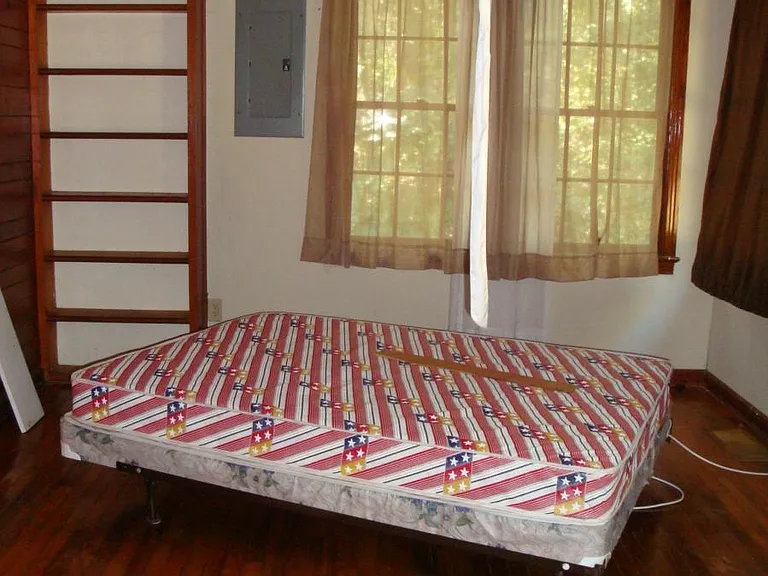 5296 Jackson Bluff Rd — Photo 3