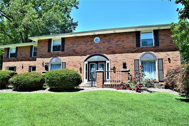 21 Andora Dr photo 1