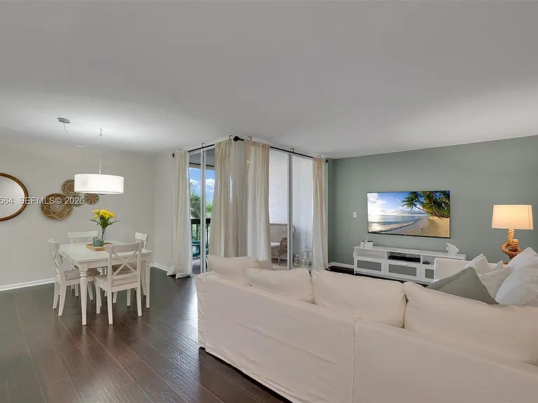 500 Egret Cir #8403 — Photo 12