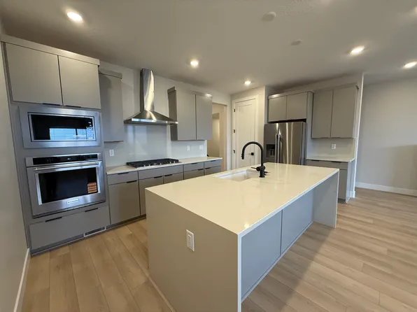2351 N Paradise Flat Ln, Heber City, UT 84032