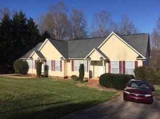 32 A/b Wedgefield, Boiling Springs, SC 29316