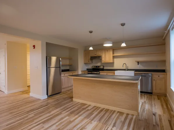 101 N Main St #203, Lancaster, NH 03584