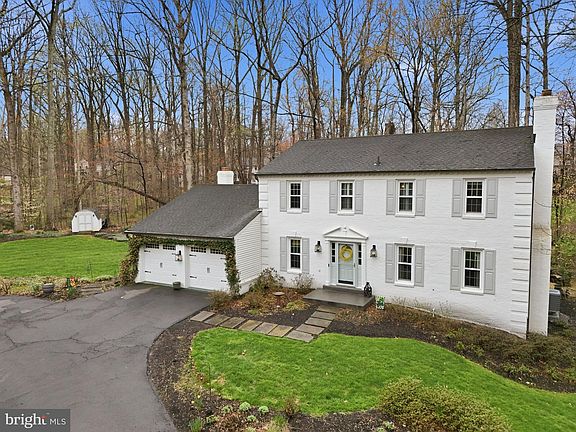 2nd image of 11123 Clara Barton Dr