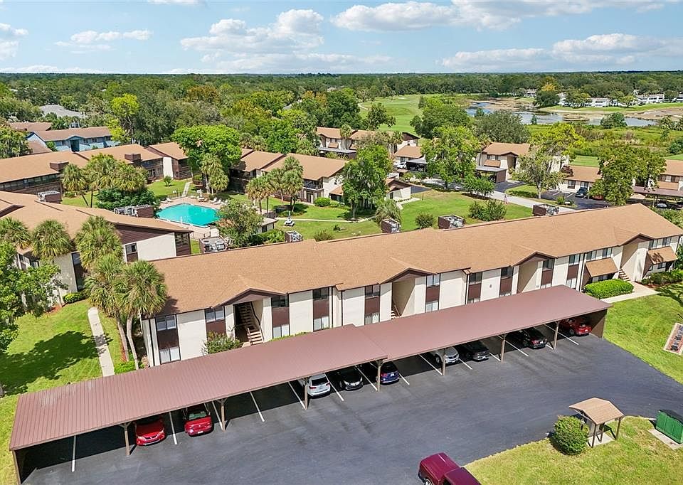 1st image of 548 FAIRWAYS DRIVE #B