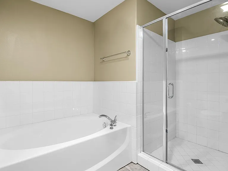 629 Traction Ave #616 — Photo 24