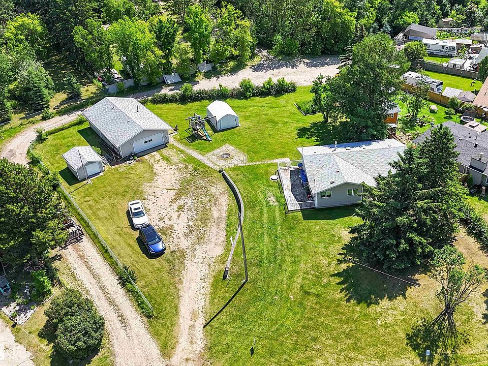 1st image of 712 Lakeside Dr