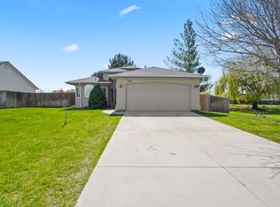 979 Peregrine Dr, Middleton, ID 83644