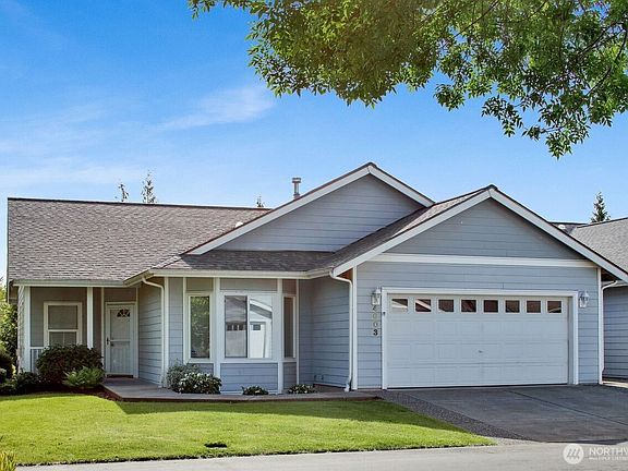 2nd image of 4603 Boardwalk Drive