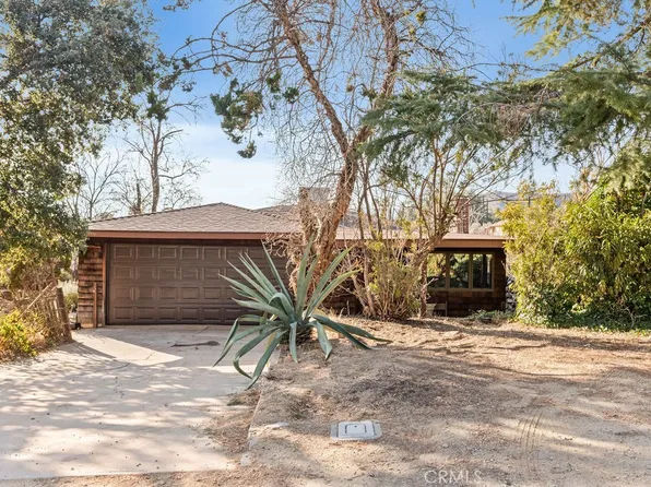 8879 Whispering Pines Rd, Cherry Valley, CA 92223