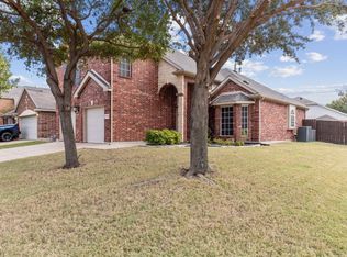 11700 Wild Pear Ln, Fort Worth, TX 76244