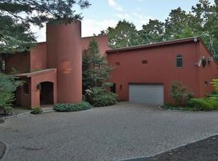 26 River Rd, Merrimac, MA 01860