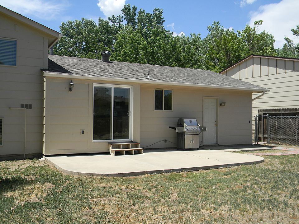 2nd image of 2172 Calle Fontana