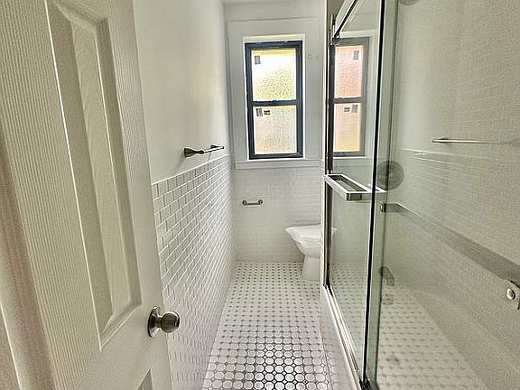 4th image of 2120 Mapes Ave APT 1A