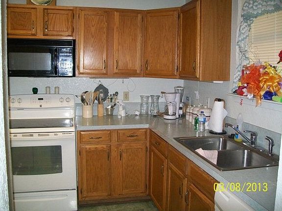 3rd image of 1606 Silver Saddle Dr