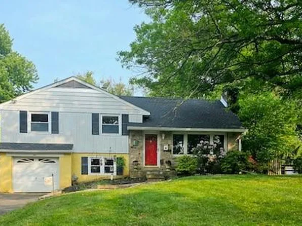 316 Garden Rd, Oreland, PA 19075