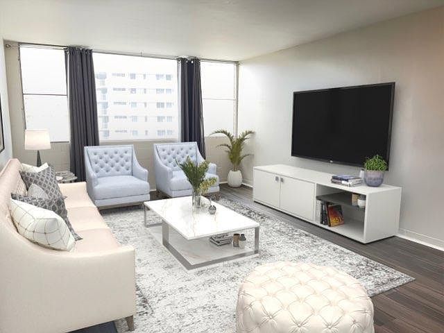 Photo digitally staged