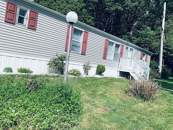 2nd image of 35 Melissa Ln