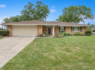 388 Fairway Dr, Fairborn, OH 45324